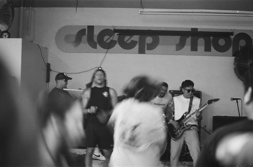 Sleep Shop live